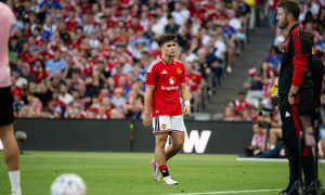 Man Utd coi chừng mắc sai lầm với Harry Amass