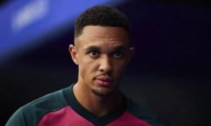 Trent Alexander-Arnold và cơ hội đổi đời dưới trướng Jose Mourinho