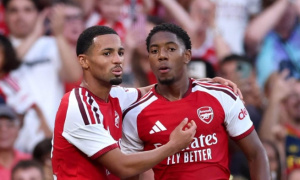 Ethan Nwaneri và ngã ba đường định mệnh tại Arsenal