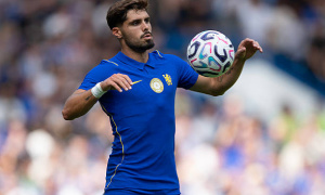 Joe Cole choáng với mức phí 100 triệu bảng của Pedro Neto