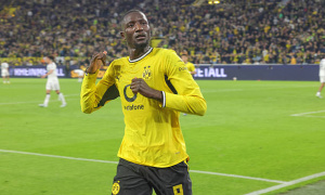 Barcelona liên hệ Dortmund chiêu mộ Serhou Guirassy