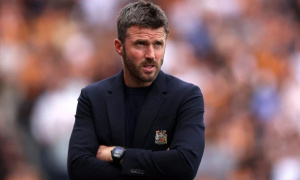 Carrick tin MU sẽ trở lại mạnh mẽ sau trận thua Hull