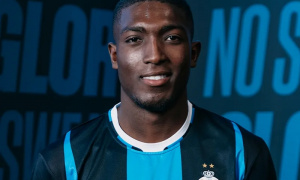Aston Villa hỏi mua Ordonez lấp chỗ trống Konsa