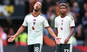 MU thua Hull do Carrick nôn nóng hay cầu thủ hoảng loạn?