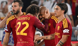 Malen lập hat-trick giúp Roma đè bẹp Fiorentina 4-0
