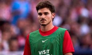 Julian Alvarez bỏ tập giữa bão chuyển nhượng sang Barcelona