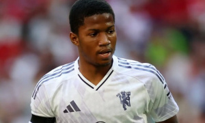 MU cần tránh cái bẫy Feyenoord để bảo vệ sao trẻ Obi