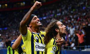 VAR từ chối 2 bàn thắng, Lyon ôm hận trước Fenerbahce