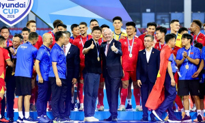 Sự vươn tầm của tuyển Việt Nam qua lăng kính người Thái