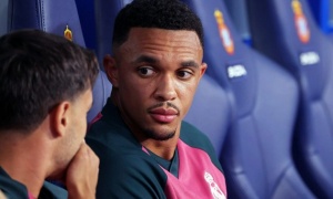 Alexander-Arnold sẽ thành nạn nhân tiếp theo tại Real Madrid?