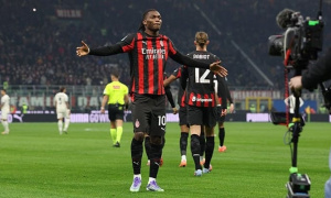 Milan chốt bán Leao cho Galatasaray, Villa chưa bỏ cuộc