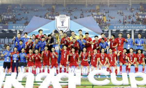 HLV Kim Sang Sik giúp bóng đá Việt Nam thống trị Đông Nam Á