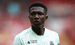 Chelsea tiến sát mục tiêu Lamine Camara thay thế Enzo Fernandez