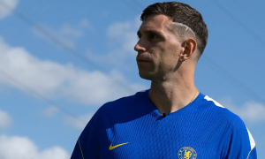 CHÍNH THỨC: Emiliano Martinez gia nhập Chelsea