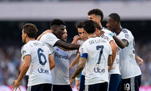 VAR từ chối bàn gỡ phút bù giờ, Napoli thua đau Como