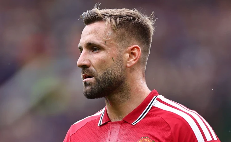 Chuyên gia chỉ trích Luke Shaw là vấn đề của hàng thủ MU