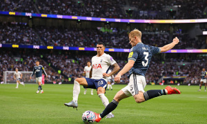 Scholes giục MU chi 75 triệu bảng mua Lewis Hall