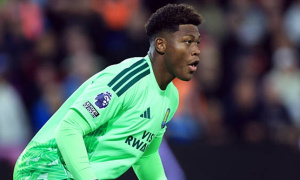 Vì sao Zion Suzuki khước từ Man Utd năm 2023?