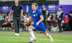 CĐV Tottenham chia rẽ vì thương vụ Mudryk