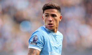 Fan Man City phát sốt với màn ra mắt hoàn hảo của Enzo Fernandez