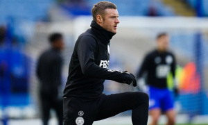 Jamie Vardy tái xuất bóng đá Anh, gia nhập Burnley