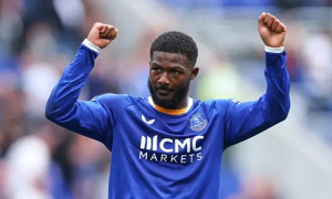 Maitland-Niles gọi trận hòa Man Utd là cảm giác chiến thắng