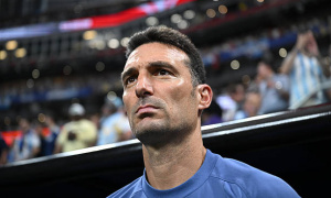 Ngày này năm xưa: Lionel Scaloni và 8 năm tái thiết lịch sử bóng đá Argentina