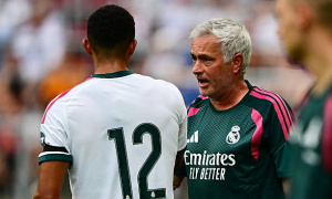 Mourinho và canh bạc mang tên Alexander-Arnold trước đại chiến Inter