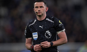 Oliver cầm còi derby Manchester, MU chờ duyên của Carrick
