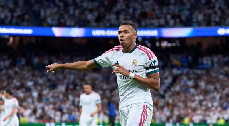 Mbappe - Valverde nổ súng; Real của Mourinho hạ gục Inter tại Champions League