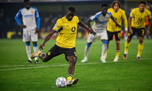 Guirassy rực sáng giúp Dortmund hạ Villarreal