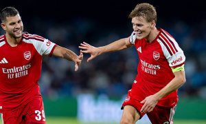 Nghệ thuật kiểm soát giúp Arsenal đánh sập hiểm địa của Napoli