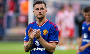 Áp lực bủa vây Mason Mount bất chấp sự bảo vệ từ Carrick