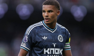 Malick Thiaw là lời giải cho bài toán thay thế Van Dijk ở Liverpool