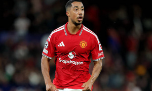 Điểm tựa Tielemans mở đường cho MU tiến vào derby Manchester