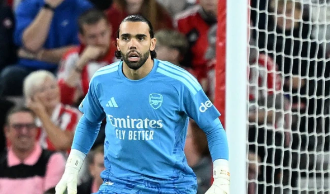Bruno Guimaraes ngả mũ trước David Raya
