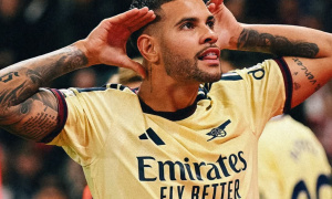 Bruno Guimaraes tỏa sáng và câu hỏi dành cho Mikel Arteta