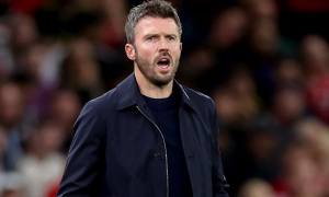 Sự khó lường là vũ khí để Carrick đấu Man City