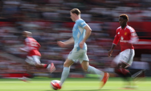 Elliot Anderson hết lời khen Kobbie Mainoo sau trận derby Manchester