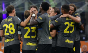 Inter Milan ngược dòng hạ Udinese trong trận cầu 8 bàn thắng