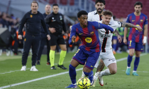 Liverpool dốc toàn lực chiêu mộ Alejandro Balde của Barca
