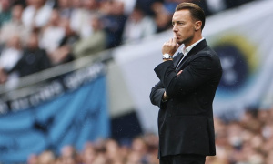 Thảm họa tại Elland Road báo hiệu mùa giải giông bão cho Newcastle