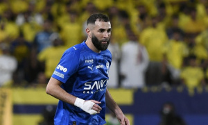 Sếp lớn Bayer Leverkusen làm rõ khả năng đưa Benzema trở lại châu Âu