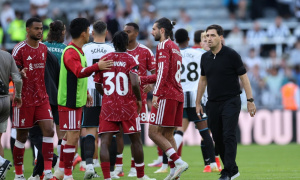 Hệ thống pressing của Iraola đang bào mòn Liverpool