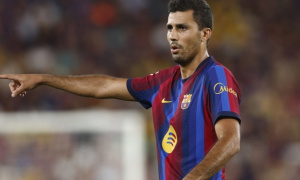 Rodri tiết lộ cuộc gọi riêng với Mourinho khi từ chối Real