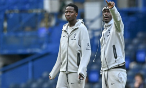 Bissouma chuẩn bị gia nhập Ajax sau khi rời Tottenham