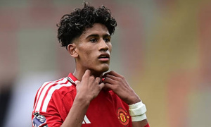 Real Madrid nẫng tay trên thần đồng JJ Gabriel của MU