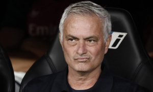 CĐV Real Madrid chia rẽ vì Jose Mourinho