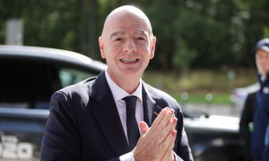 Chủ tịch FA yêu cầu Infantino công khai tài liệu World Cup