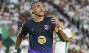 Barca gặp khó vì đòi hỏi lương cao của Raphinha